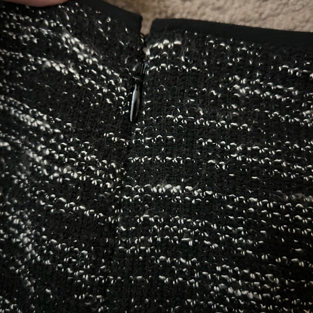 Dress - Picture 6 of 7